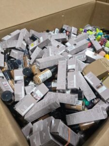 Name Brand Makeup (Polish load ) - Quick Liquidation